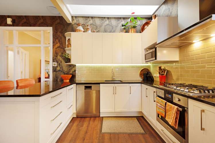 23 Disley Street Highbury_19