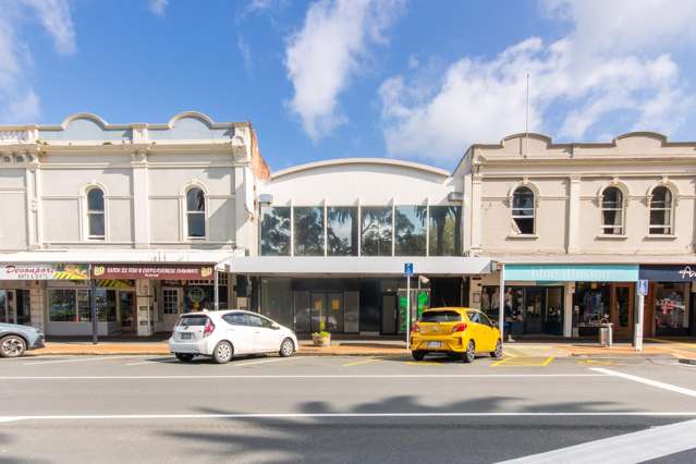 Prime Retail Space in Devonport's Vibrant Heart