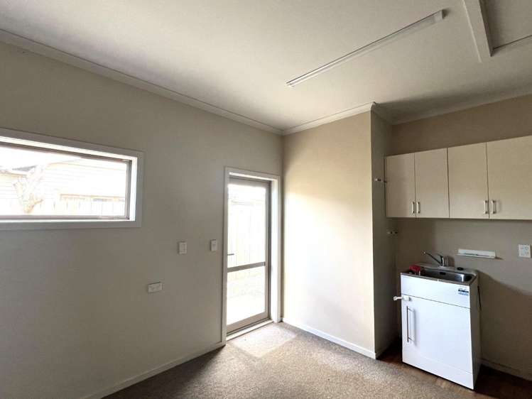 10 Wilson Street Seddon_11