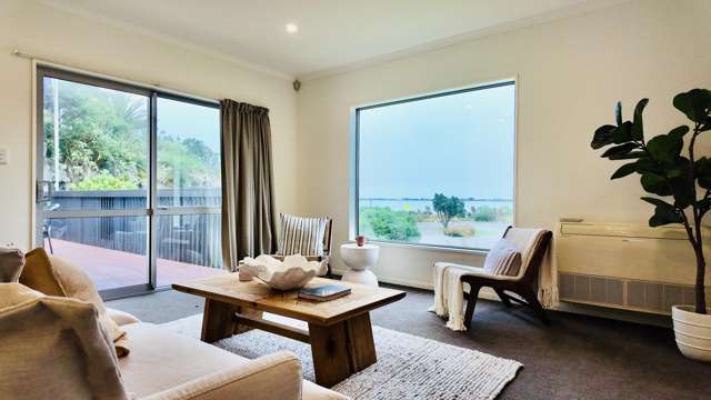 5 Main Road Redcliffs_2