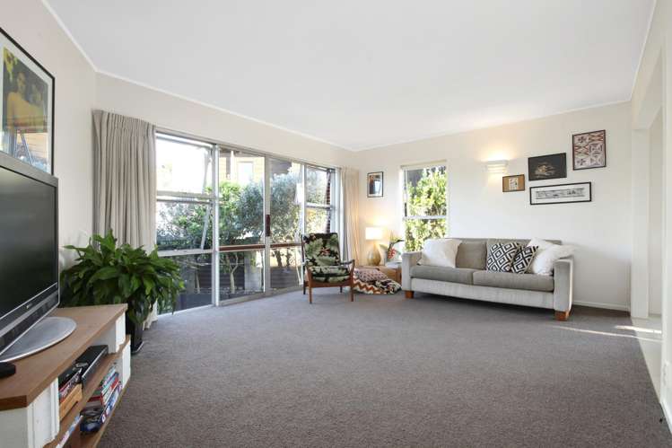 17 Pine Avenue Henderson_7