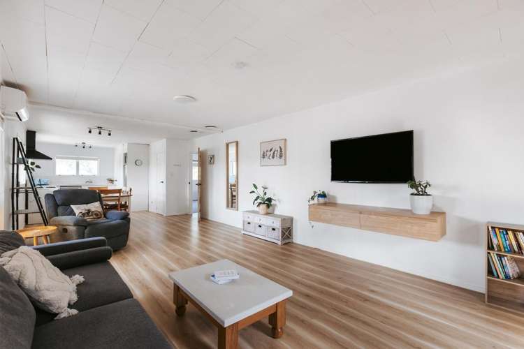 1126 Papamoa Beach Road Papamoa Beach_9