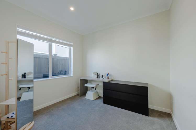 34 Tipu Crescent Milldale_11