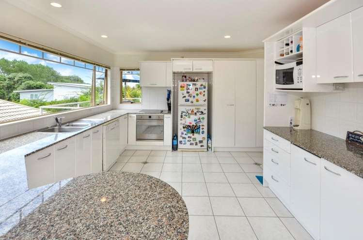 4b Tui Street Torbay_3