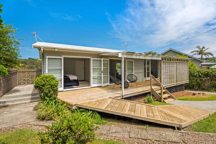 142 Ocean View Road Oneroa_7