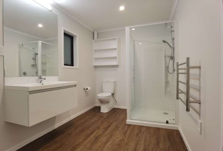 125 Riverpark Crescent Henderson_9