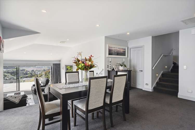 71 Endeavour Drive Whitby_5