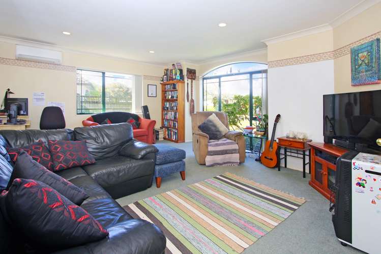 34 Trossach Place Wattle Downs_3