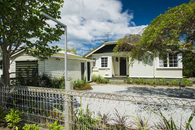 121 Iranui Road Inner Kaiti_3