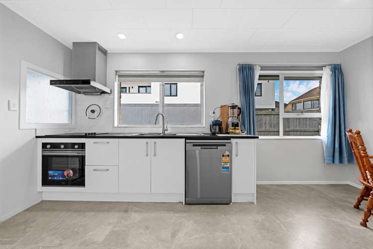 2/73 Macleans Road Bucklands Beach_8
