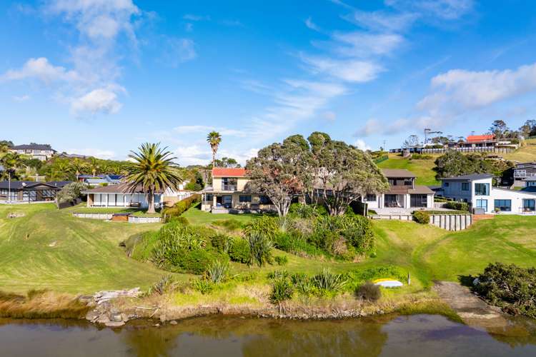 16 Riverview Place Waipu_24