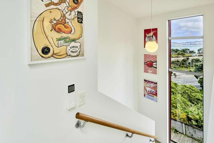 14/2 Onslow Road Khandallah_6