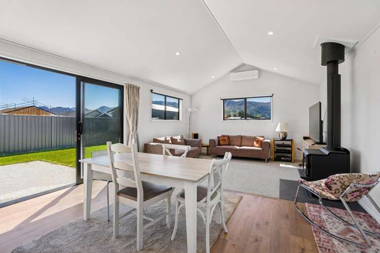3 Dunn Street Lake Hawea_4