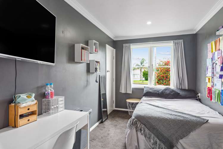 7 Margaret Street Levin_9