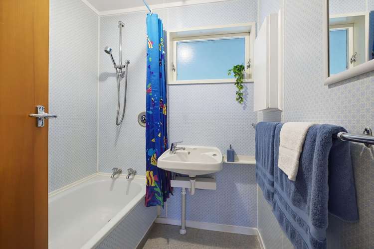 46 Hazlewood Avenue Karori_10