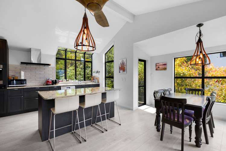 6b Scott Place Fernhill/Sunshine Bay_6