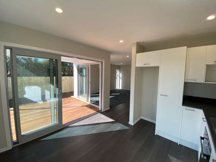 1/804 Whangaparaoa Road Manly_2