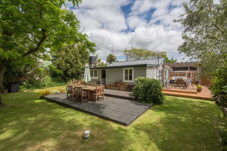 10 High Street Sefton_0