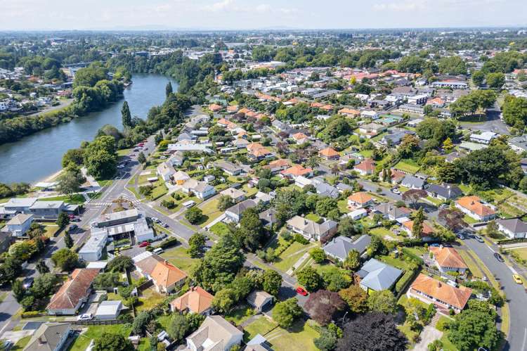 14 Plunket Terrace Hamilton East_19