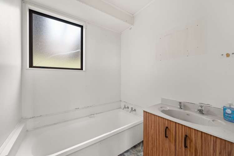 14 Rehia Road Massey_12