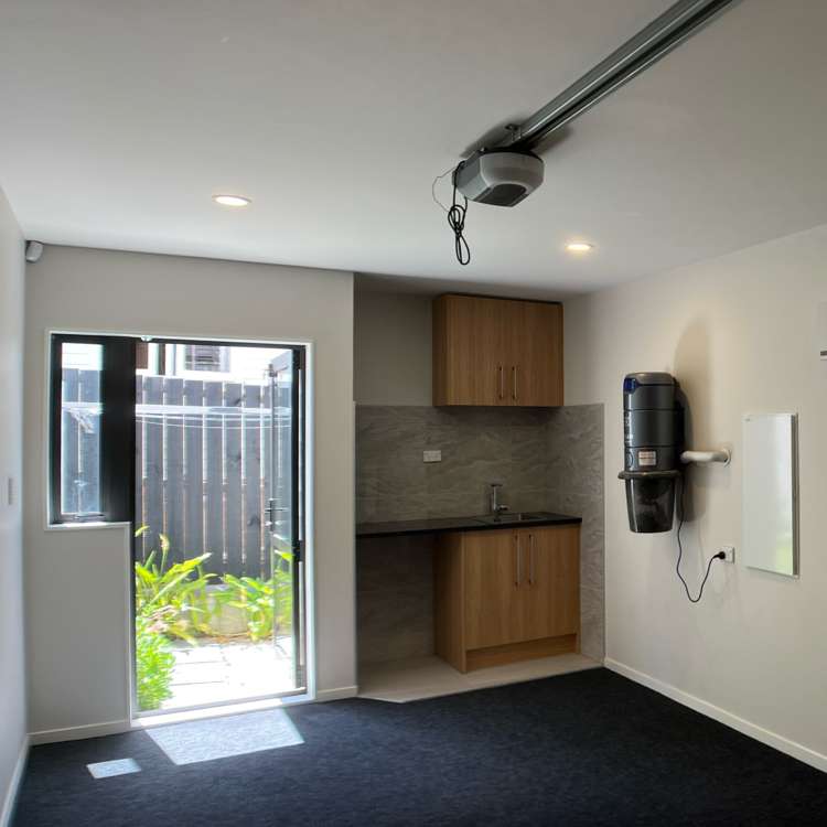 50b Botany Road Botany Downs_9