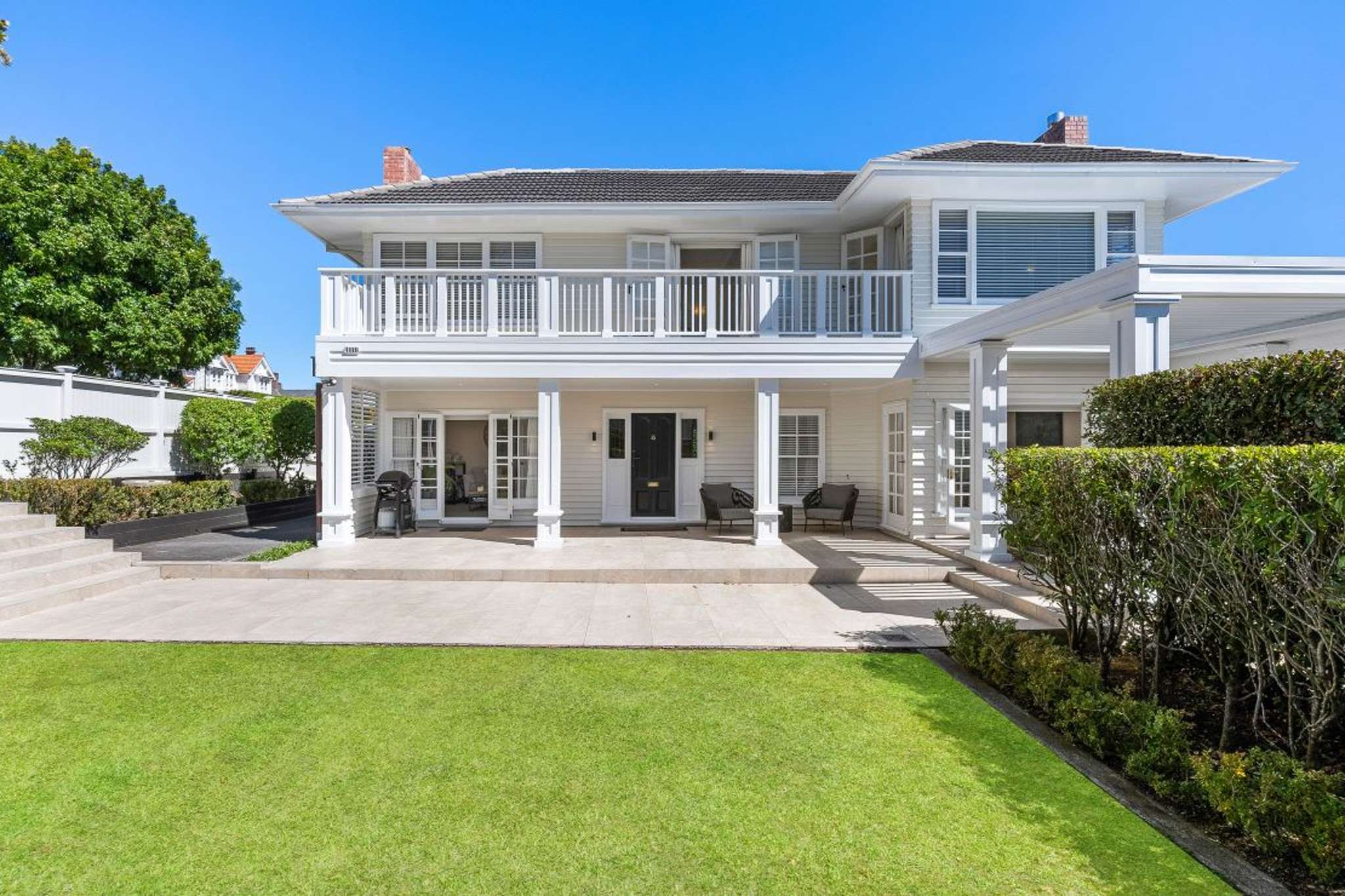‘Scaled-down version’ of Trump’s White House for sale