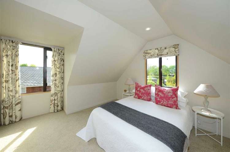 8 Braco Place Burnside_11