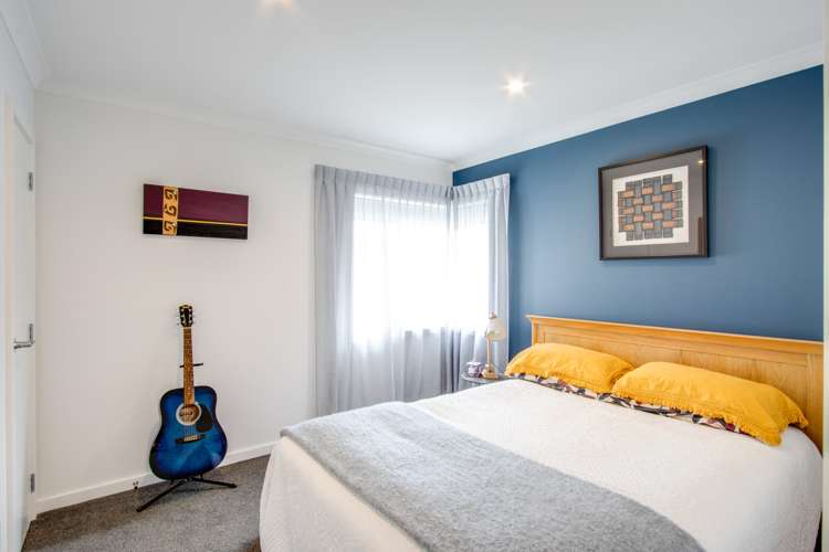 548 Lyndhurst Road Frimley_15