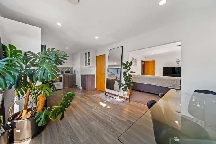 2/21B Northcote Road Northcote_6