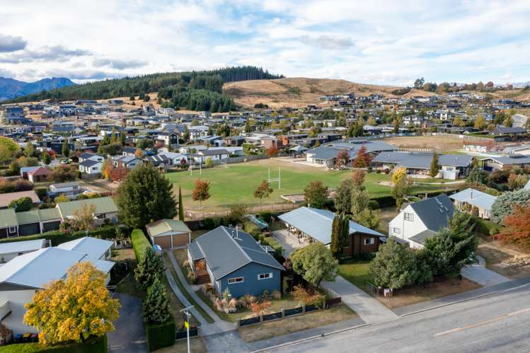 140 Aubrey Road Wanaka_21