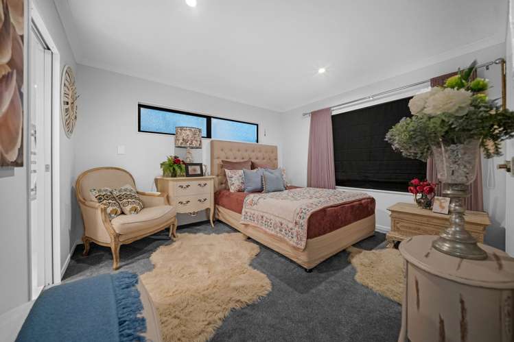 16 Lime Hill Rise Flat Bush_24