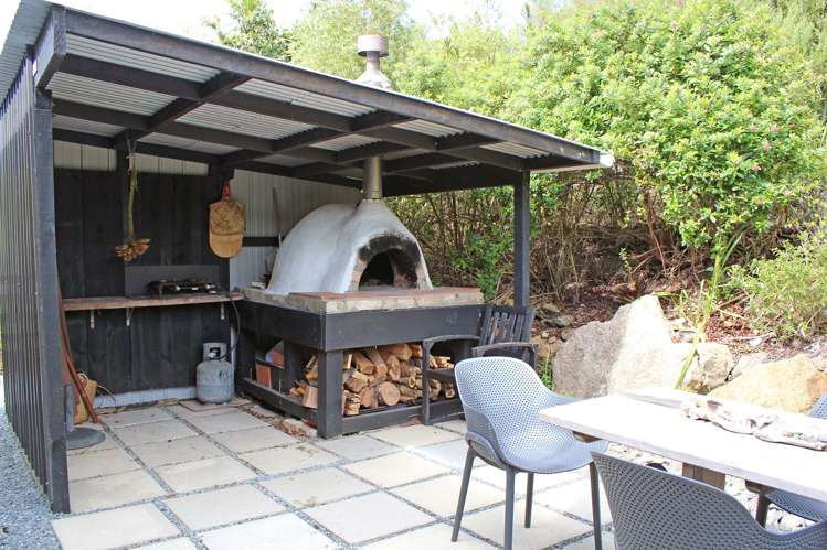 71 Stunnell Road Otaika_24