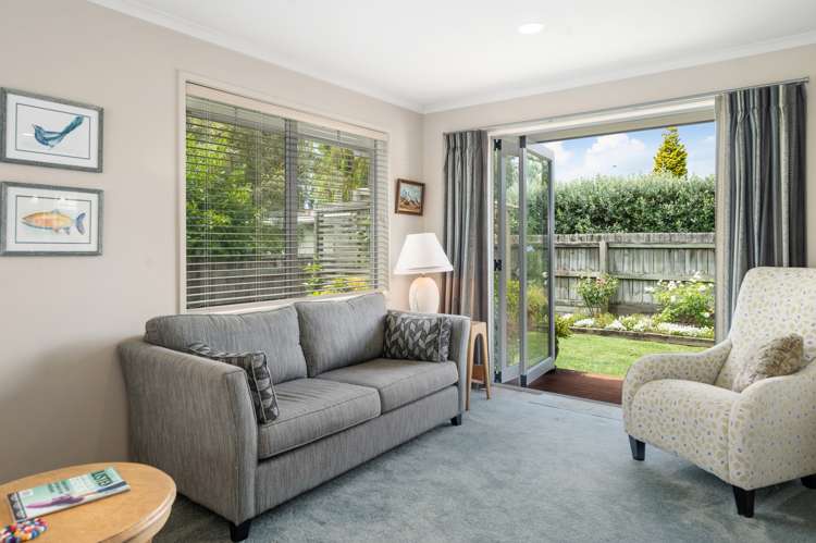 6a Ashley Street Glenholme_3