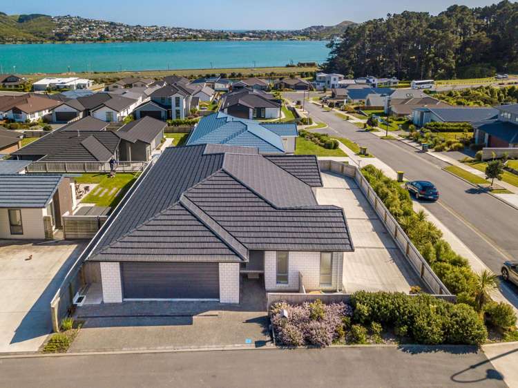 16 Ken Douglas Drive Aotea_25