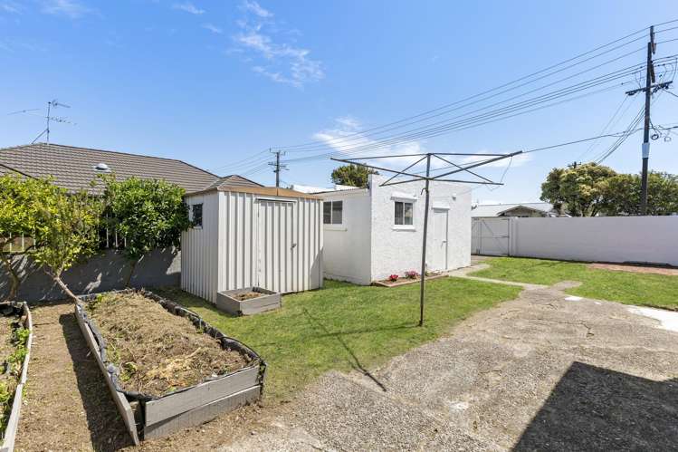 21 Leighton Avenue Waiwhetu_11