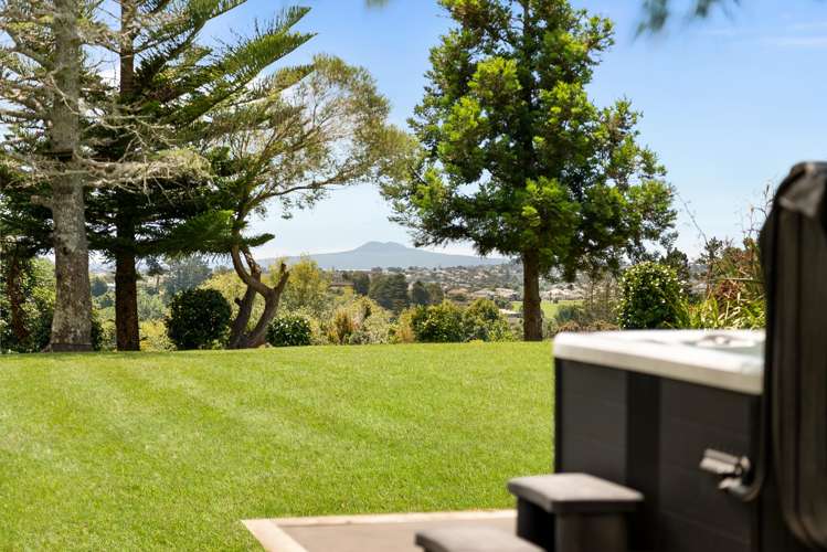 354 Whitford Road Whitford_26