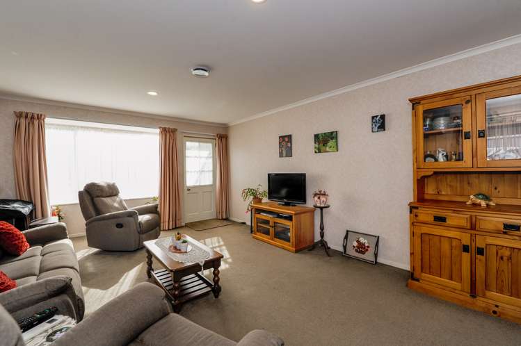 37d Eastbourne Street Caversham_2