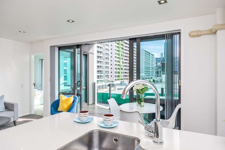 504/2 Dockside Lane Auckland Central_5