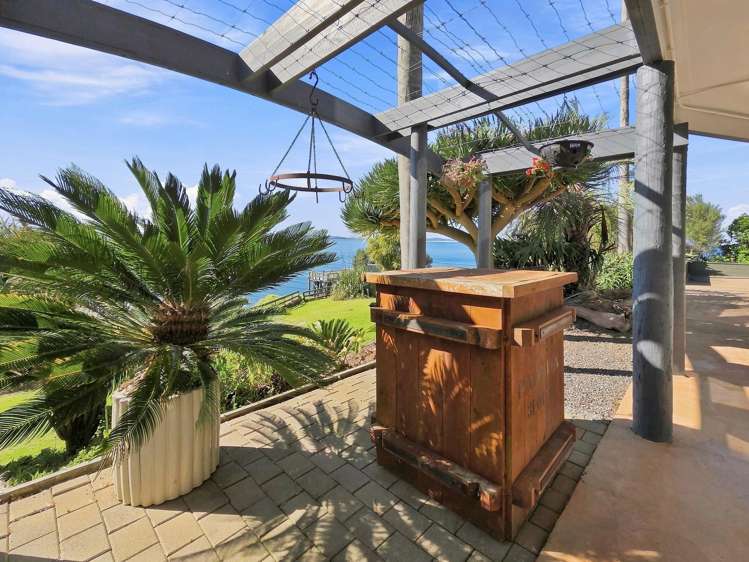 6577 Pouto Road Pouto_27