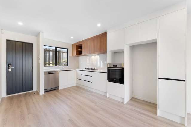 5 /7 Beverly Place New Lynn_2
