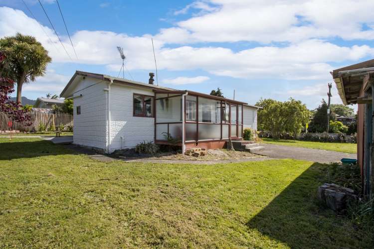 64 Consols Street Waihi_1