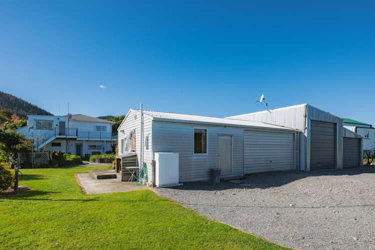 1866 State Highway 1 Tuamarina_22