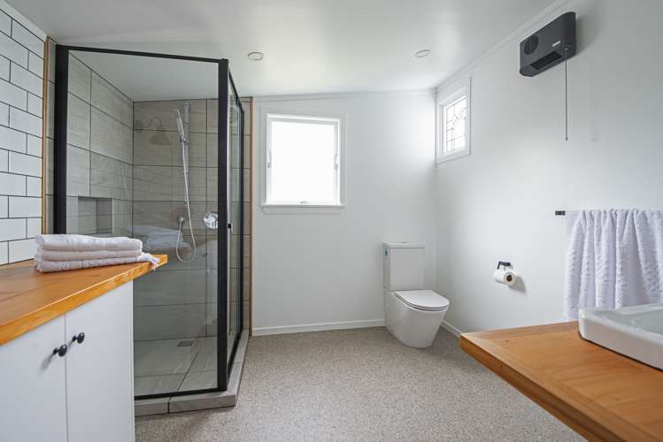 9 Dickson Street Macandrew Bay_11