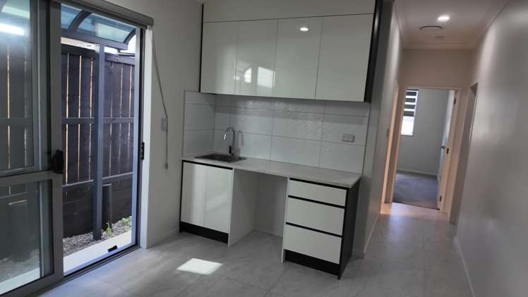 7A Ballyliffin Drive Flat Bush_5