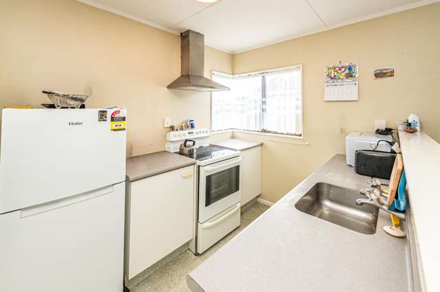 12B Cornwall Road Springvale_3