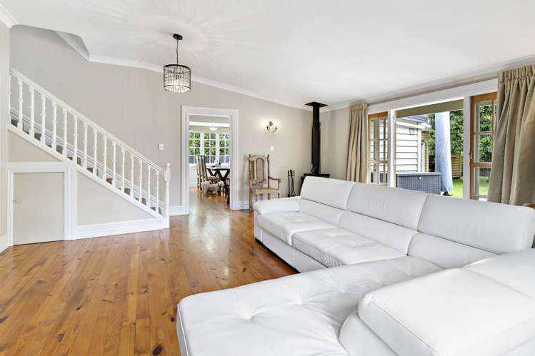 269 High Street North Carterton_13