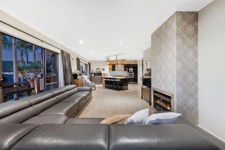 2 Armstrong Farm Drive_2