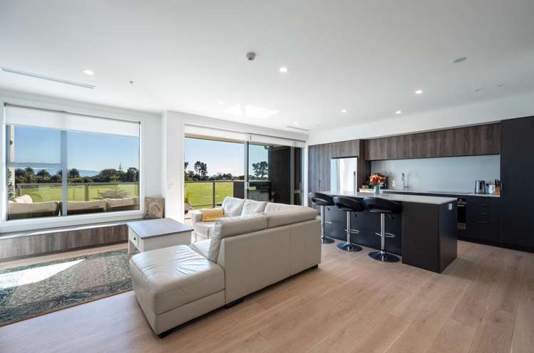 21/33 Beach Road Tahunanui_8