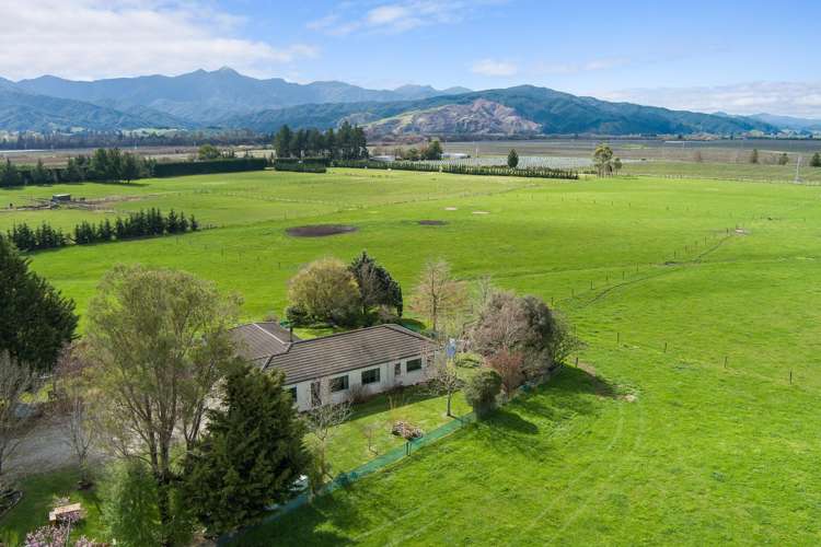 2274 State Highway 63 Wairau_21