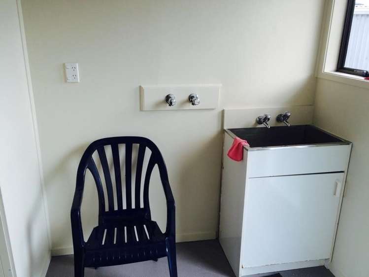 57 Sharland Avenue Manurewa_10